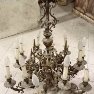 S4594 Żyrandol ze smokami, XVIII w.